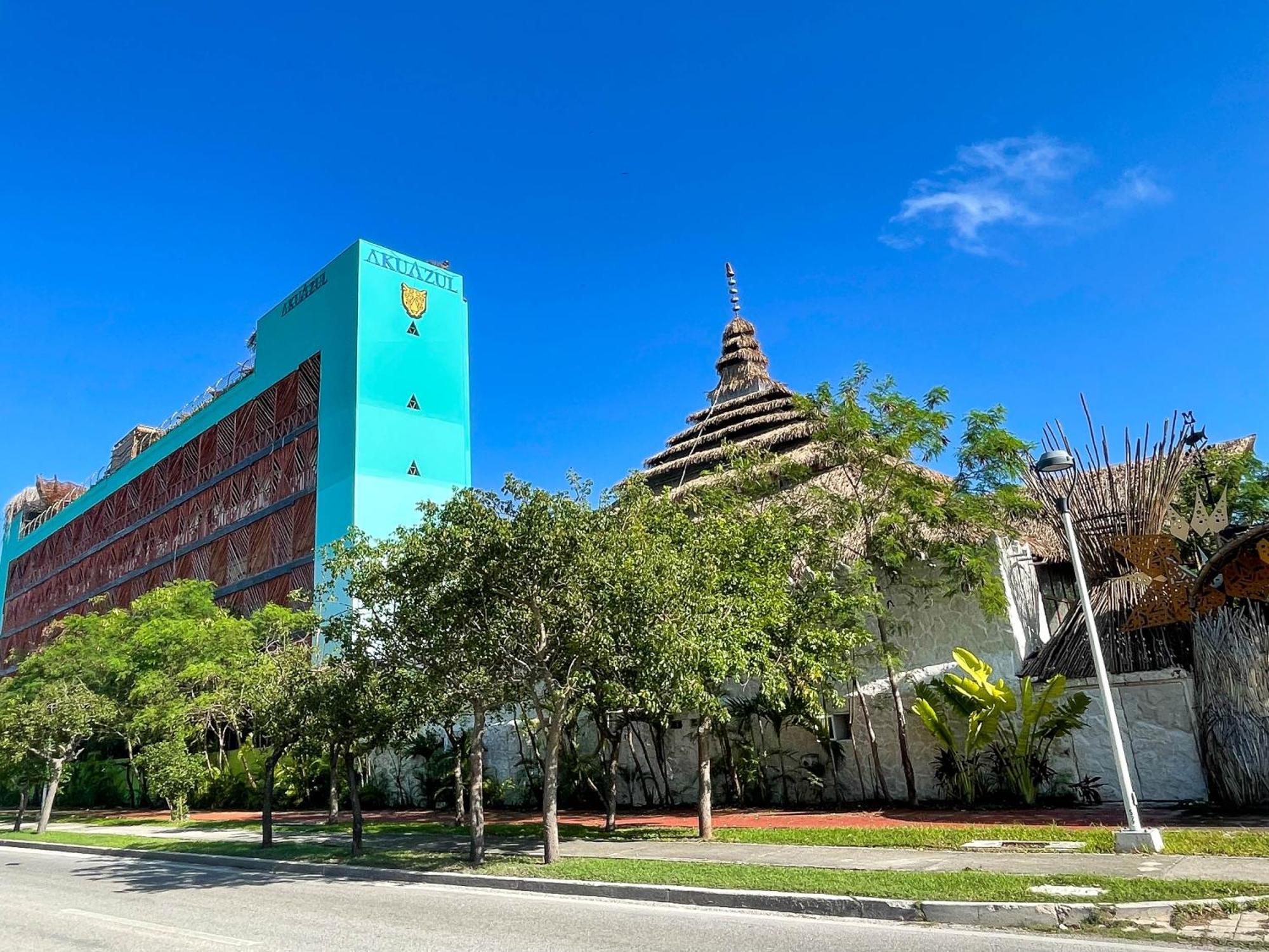 Akuazul Resorts Adults Only Cancún Extérieur photo